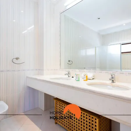 #185 V3 Laranjeiras By Holidays