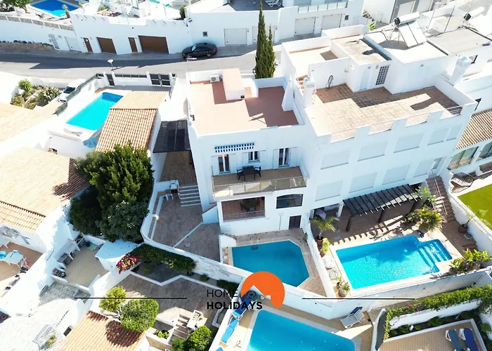 #185 V3 Laranjeiras By Holidays *